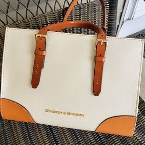 Dooney & Bourke Jenine Satchel Bone (Off White) 🤍